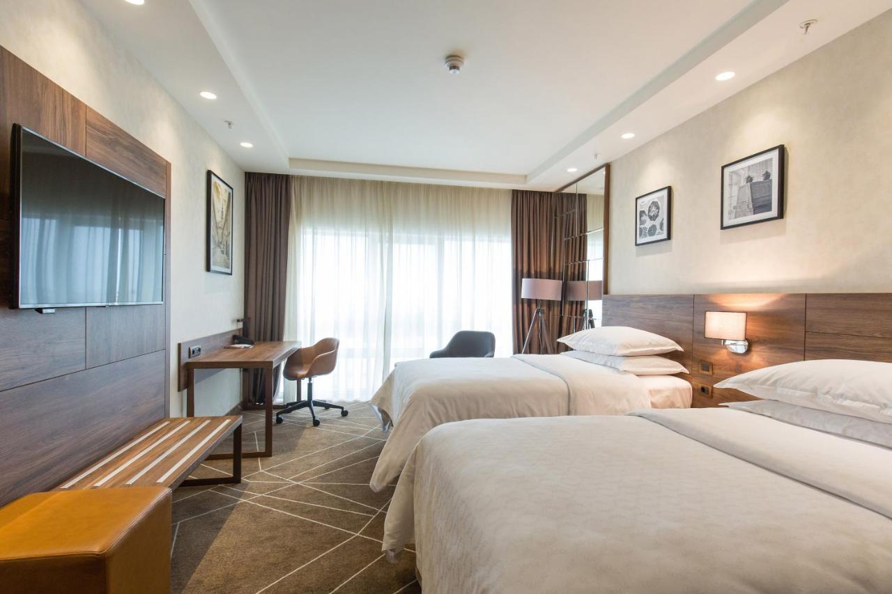 Sheraton Novi Sad Bagian luar foto