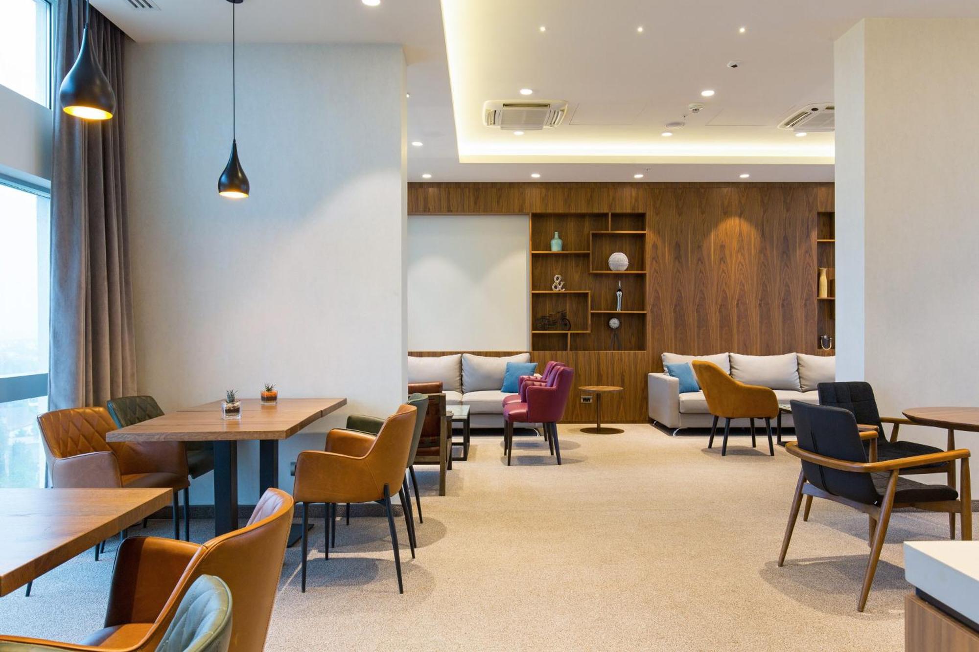 Sheraton Novi Sad Bagian luar foto