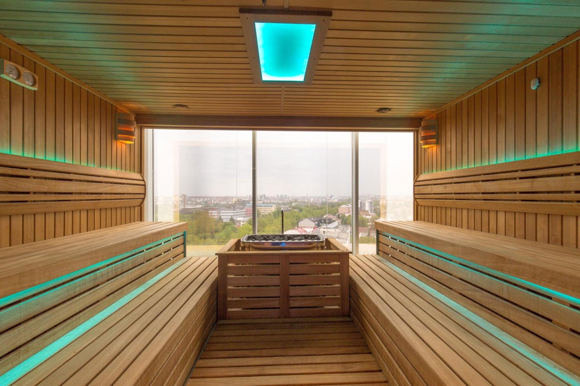 Sheraton Novi Sad Bagian luar foto
